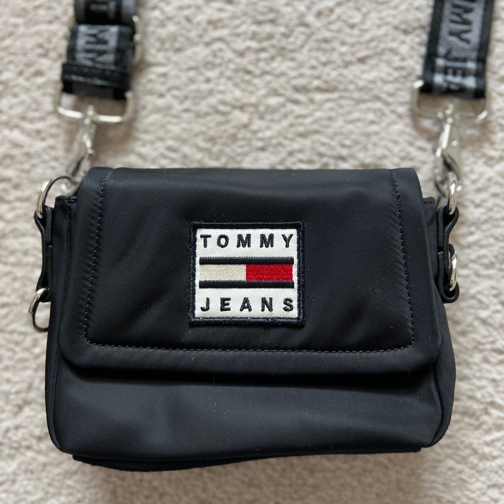 Tommy Hilfiger Black Crossbody Bag